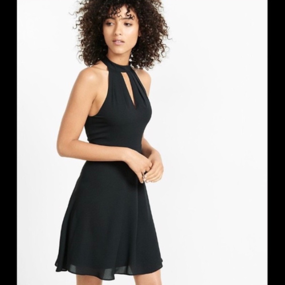EXPRESS ~ Fit and Flare Halter Cocktail Mini Dress & Keyhole Neckline ~ Size 2